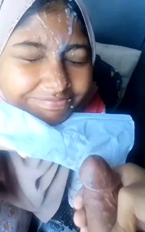 Hijab Girl Loves Sperm in 3D Amateur Scene