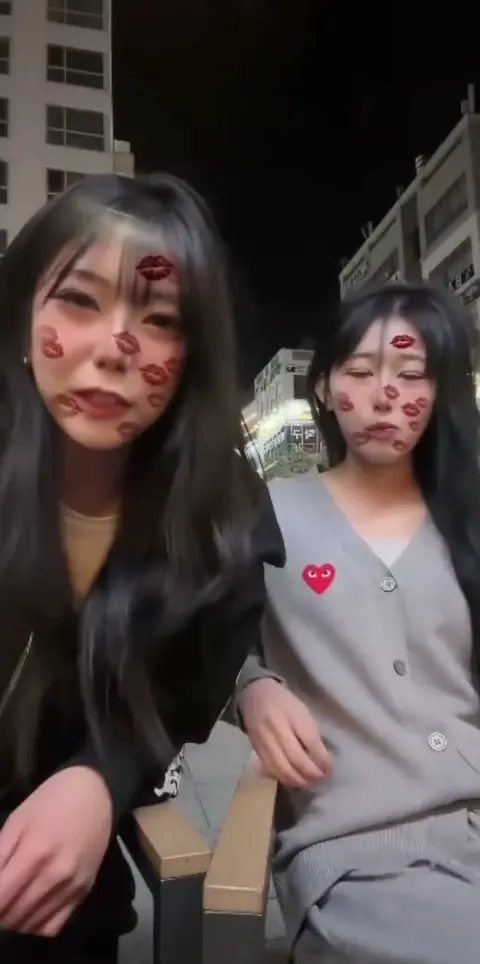 Korean Spitting Girls Collection 3D Amateurs in Public