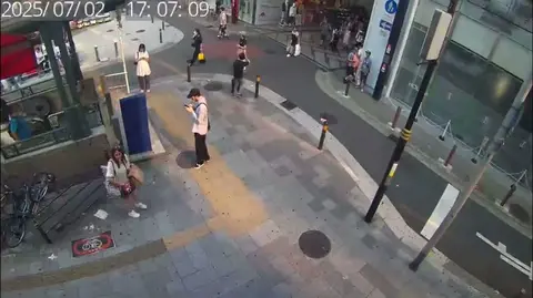 Real Japanese Teen Smoking and Tossing Trash