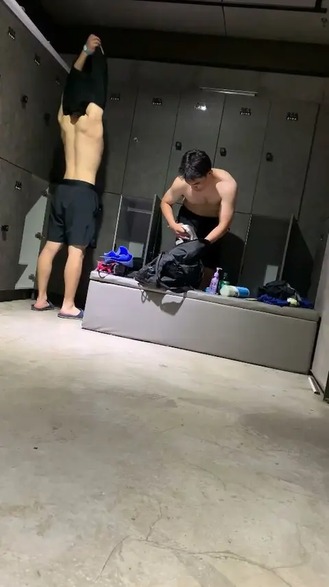 Gym Locker Room Spy Cam - Unexpected Encounter