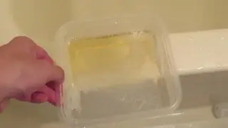 Pissing into Plastic Case – HD Asian Compilation