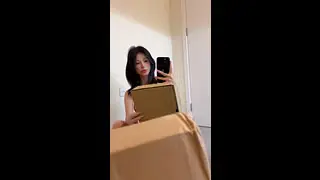 Cute Asian Girl Craves Sweet Kisses 😚